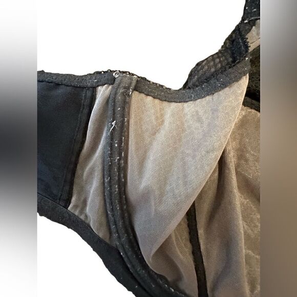 Elomi- Charley- Black Lace Full Figure Underwire Unlined Plunge Bra, Size 36J - Picture 7 of 11